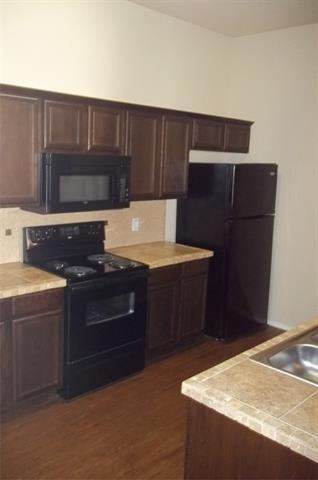 Foto del edificio - 1432 Ravenwood Dr