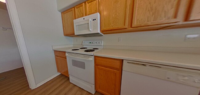 Foto del edificio - Quaint 2-Bedroom, 2-Bath condo in great lo...