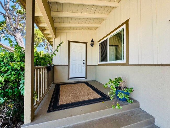 Foto del edificio - 4 Bed / 2 Bath Near SDSU w/ Large Backyard...