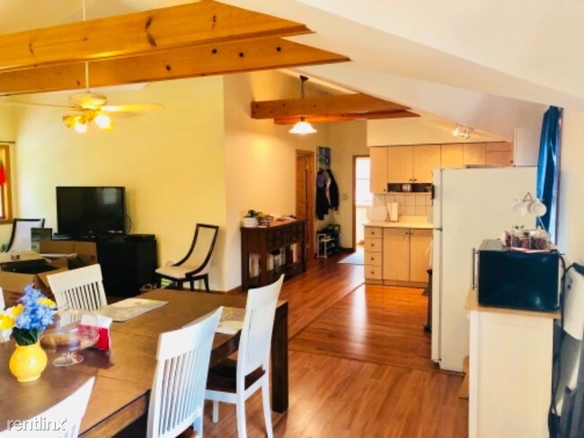 Building Photo - 1 br, 1 bath Apartment - 295 Croton Dam Road
