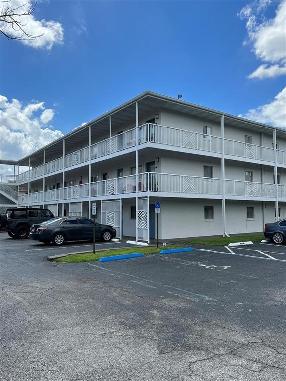 Foto del edificio - 320 Lakeview St
