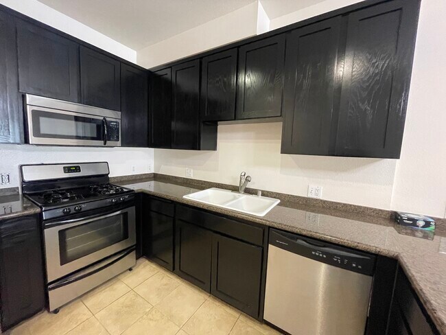 Foto del edificio - 5842 Harold Way