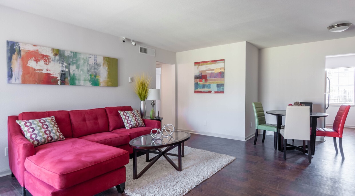 Primary Photo - Mosaic Apartments