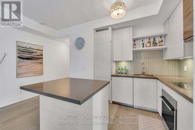 Building Photo - 59 Annie Craig Dr