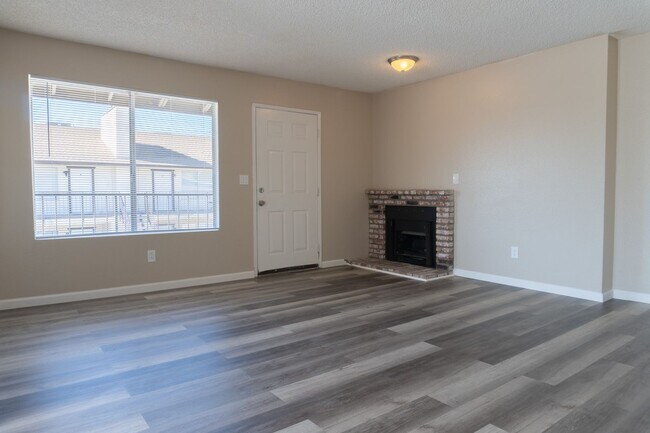 Foto del edificio - 825 Capehart Ct