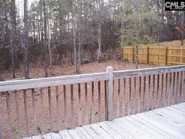 Building Photo - 206 Ashley Crest Dr