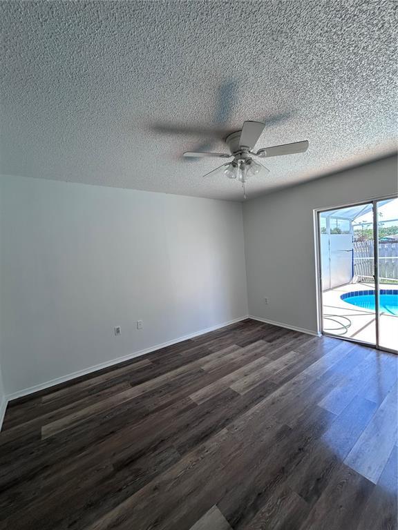 Foto del edificio - 2608 Spring Hill Dr