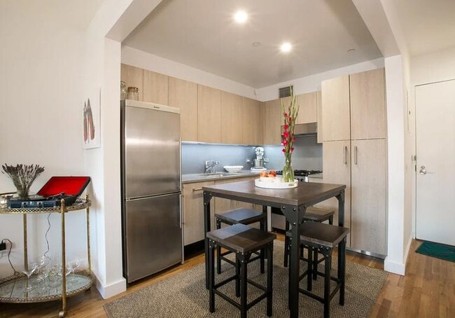 Building Photo - 2 bedroom in New York NY 10011