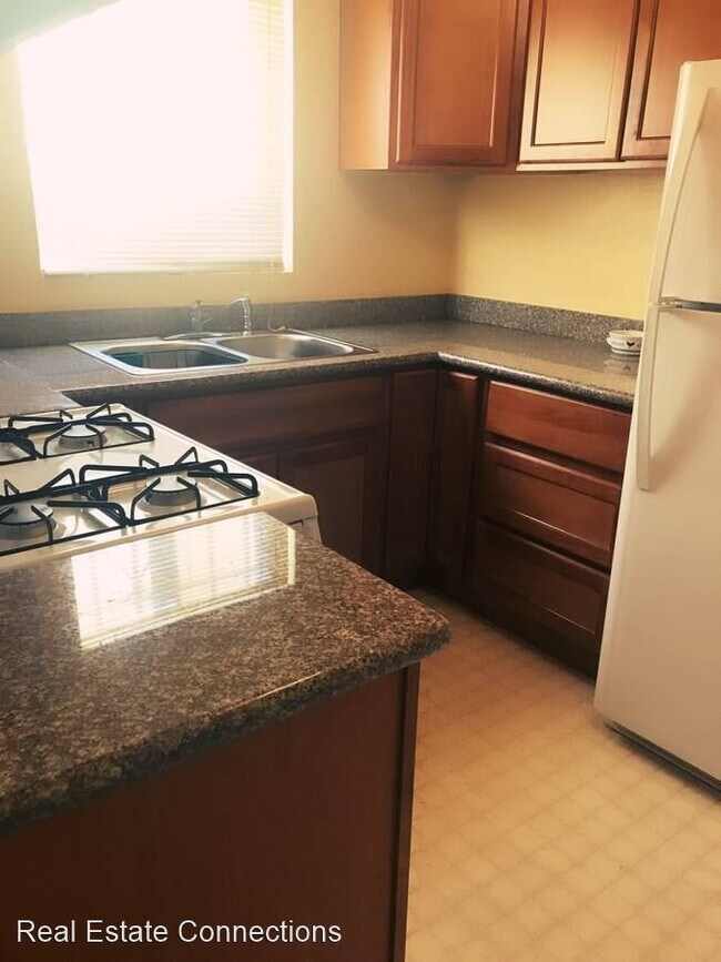 Building Photo - 2 br, 1 bath House - 1307 Madera Avenue