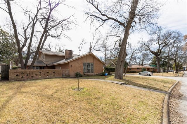 Foto del edificio - 10548 Evangeline Way