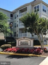 Building Photo - 4561 Strutfield Ln