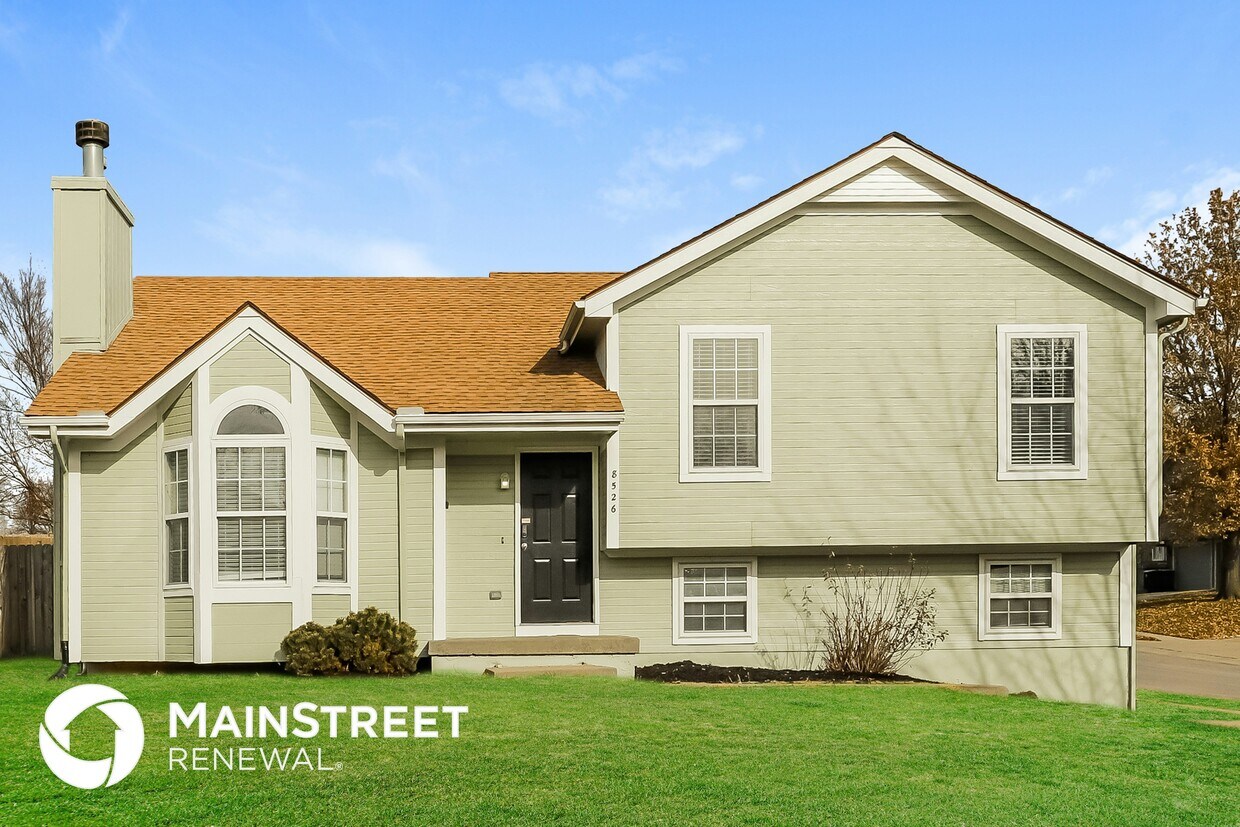 Primary Photo - 8526 NE 105th Terrace