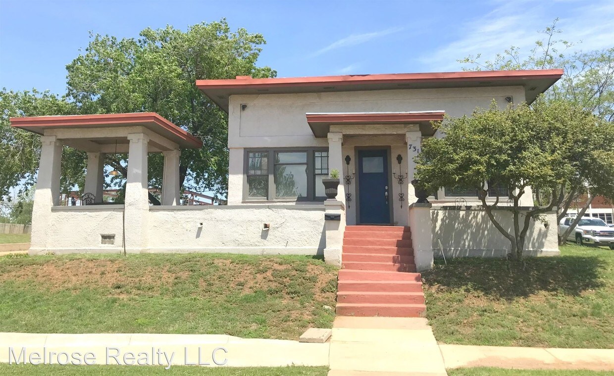 Primary Photo - 2 br, 2 bath House - 731 NW 8th Street