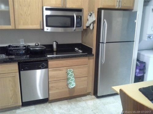 Foto del edificio - 1750 NW 107th Ave