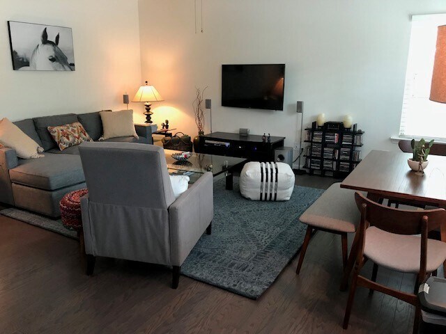 Foto del edificio - 2042 Bolton Rd NW