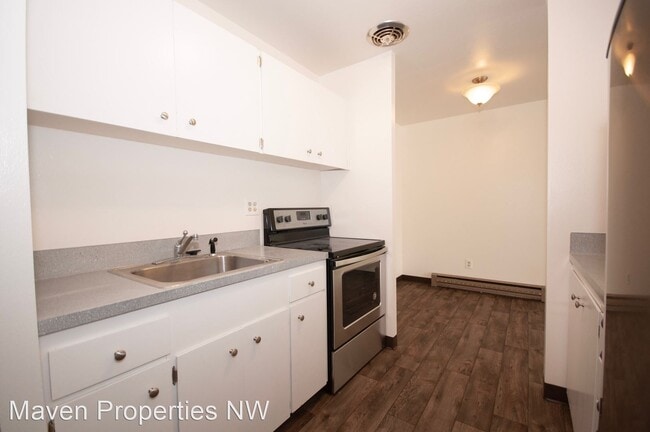 Building Photo - 1 br, 1 bath Apartment - 3645 Whitman Ave ...