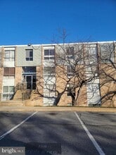 Building Photo - 3940 Bel Pre Rd