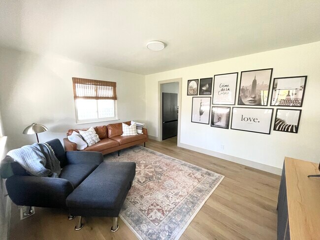Building Photo - 2624 San Rae Dr