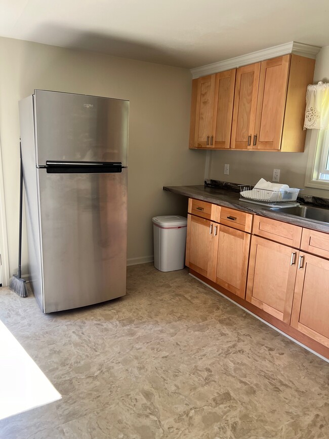 Stainless Appliances in Kitchen - 340 Dryden Harford Rd