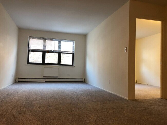 Foto del edificio - 143-20 Sanford Ave