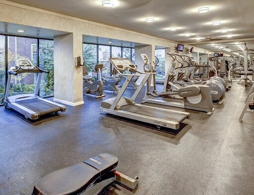 Gimnasio - Peninsular Place