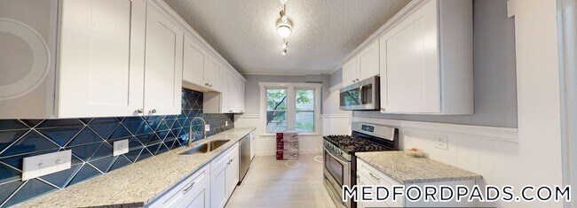 Building Photo - 207 Boston Ave