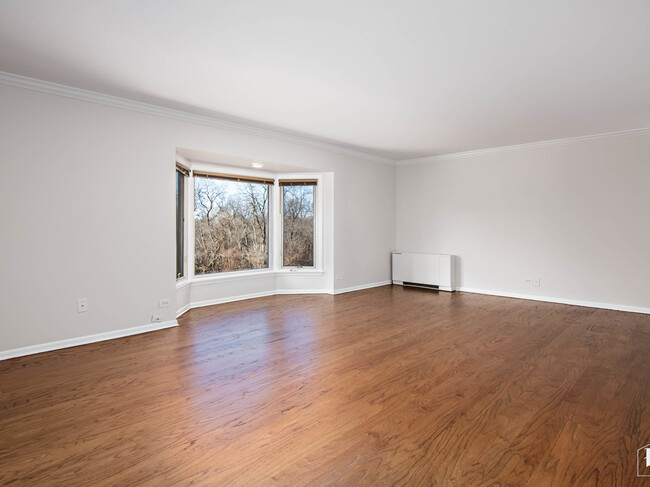 Building Photo - 400 Thames Pkwy