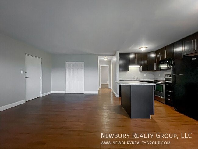 Building Photo - 1816 Chessland St