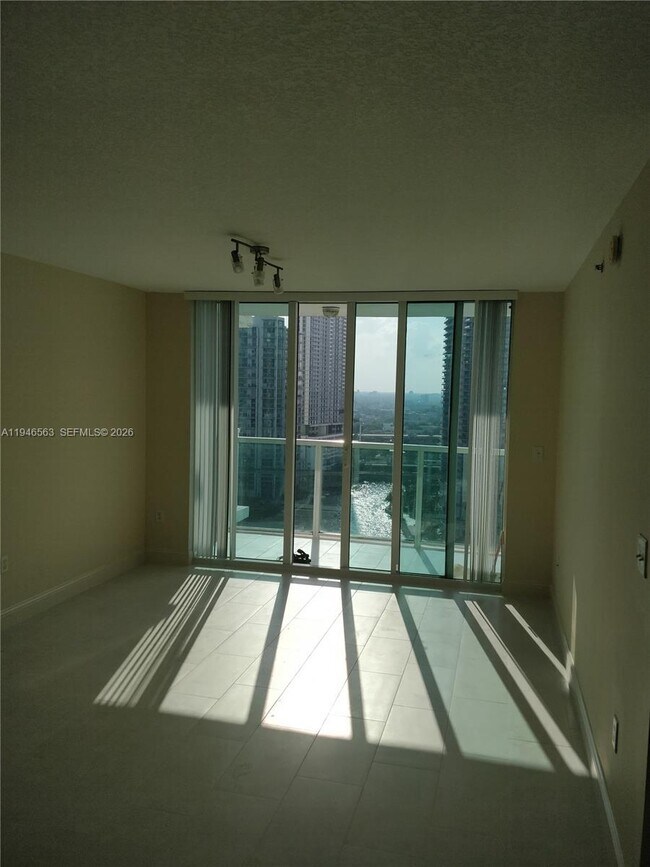 Foto del edificio - 31 SE 5th St