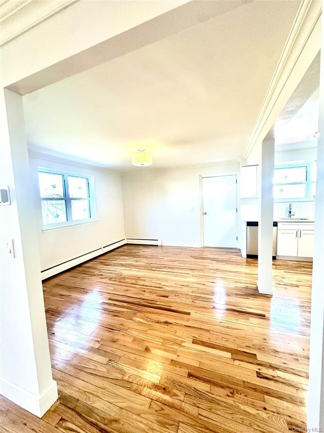 Building Photo - 495 Kimball Ave