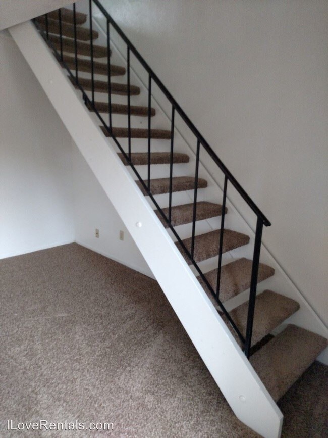 Foto del edificio - 3 br, 2 bath House - 1181 E 22nd Street