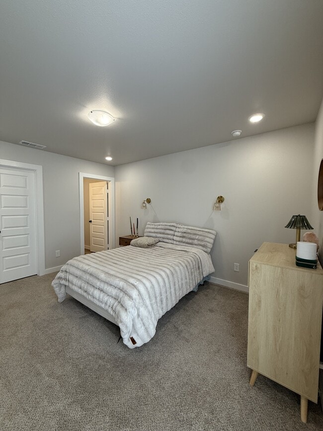 Foto del edificio - 14507 Quanah Ave