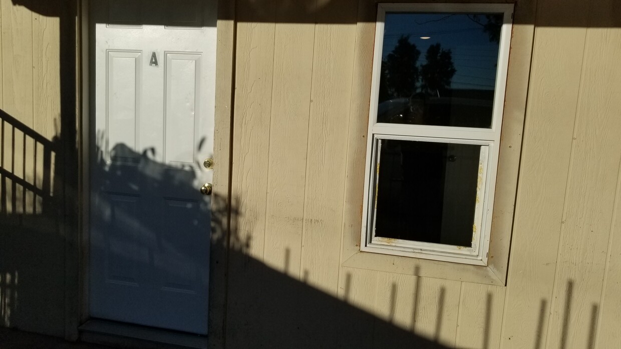 Foto principal - 5900 Cassedy Ln