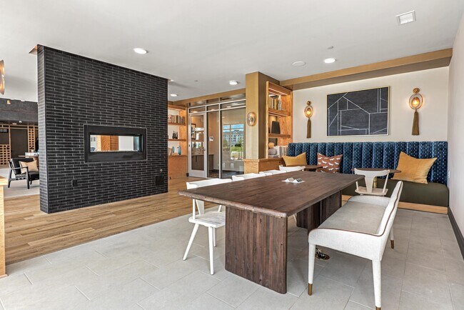 Foto del edificio - Luxia Preston