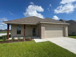 Building Photo - 213 Tatum Ln