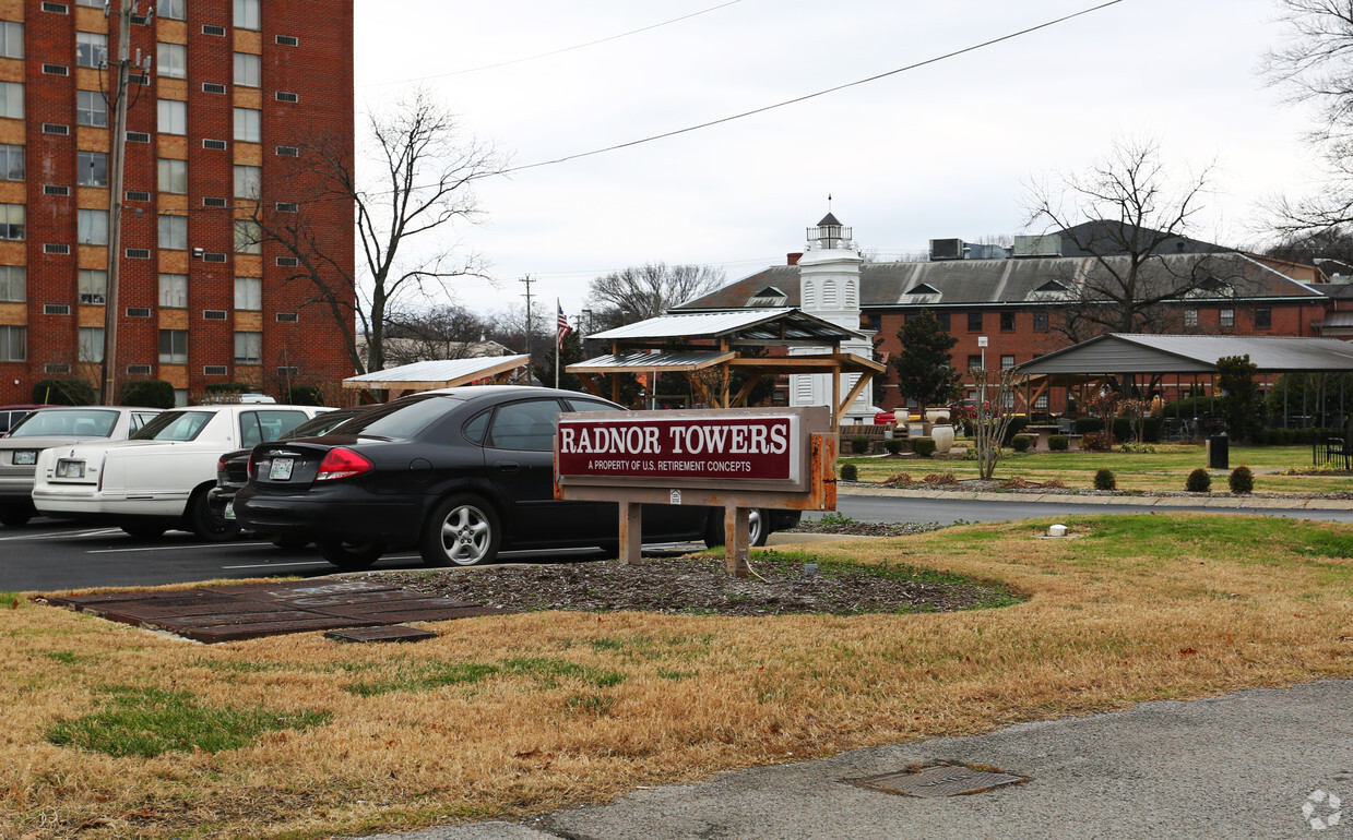 Building Photo - Radnor Towers