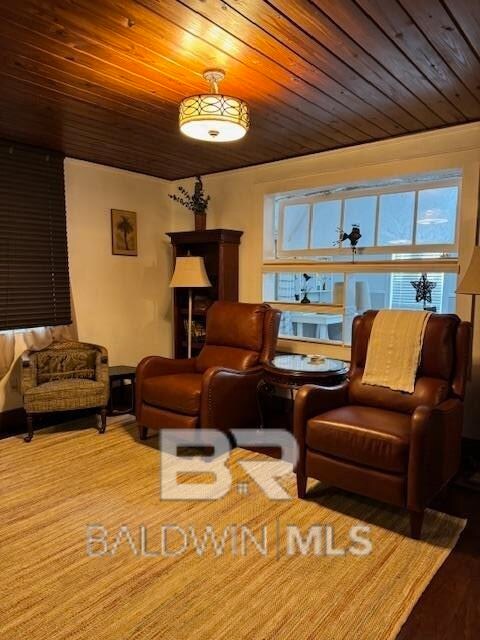 Building Photo - 571 Dogwood Ave