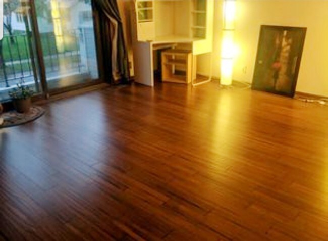 Foto del edificio - 4010 E 52nd St