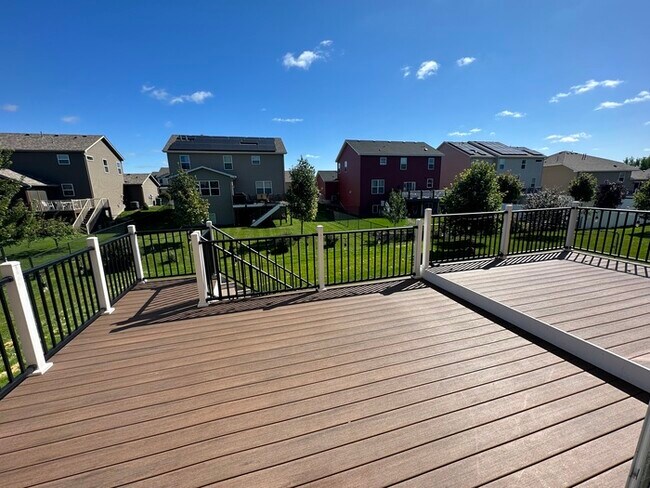 Building Photo - Luxury Single Family Home in Desired Blain...