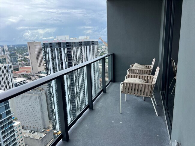 Foto del edificio - 159 NE 6th St