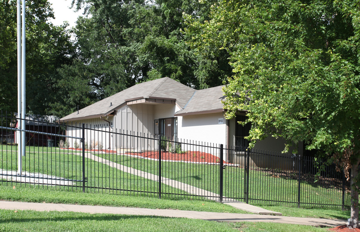 Building Photo - Winfield Place Apartments