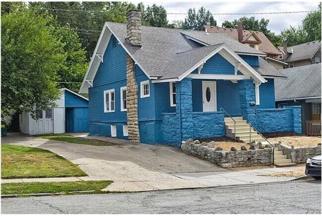 Building Photo - **Pendleton Heights Neighborhood**Newly remodeled 3/2 Bath Furnished Option Avaliable