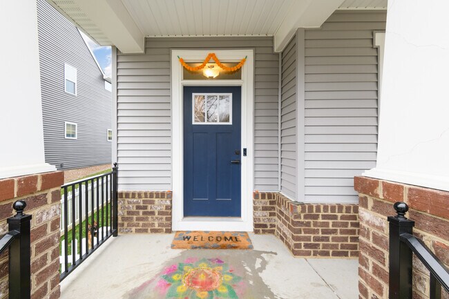 Building Photo - 1640 Bilder Ct