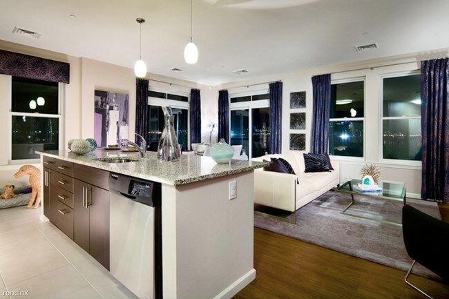 Foto del edificio - 225 Sumner St