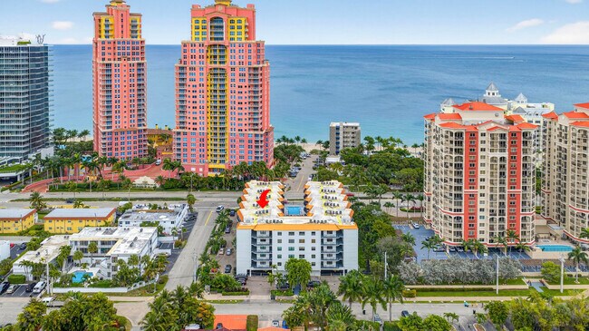 Foto del edificio - 2029 N Ocean Blvd