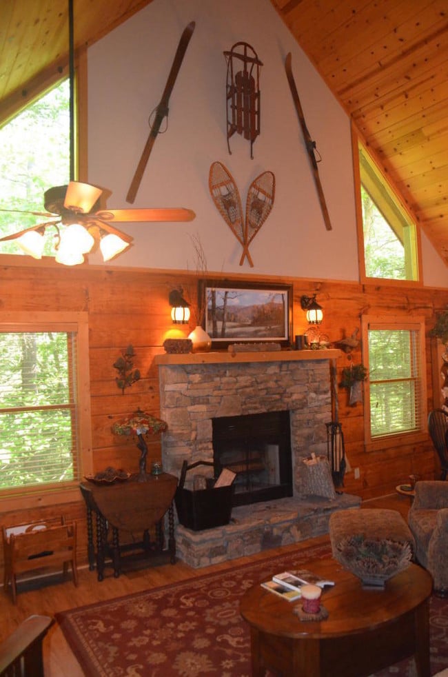Building Photo - 150 Little Round Top Ln