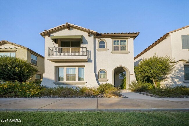 Foto del edificio - STUNNING 5 BEDROOM WITH LOFT & BONUS ROOM ...