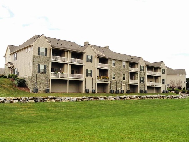 Building Photo - 19 Stonecreek Ct