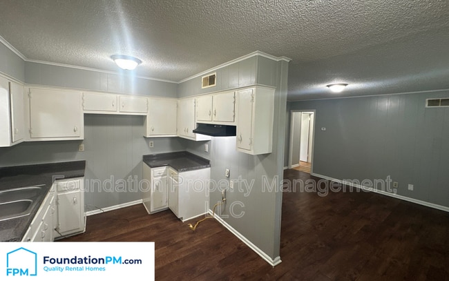 Building Photo - 4295 Riche Rd