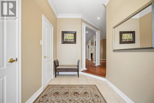 Building Photo - 67 Pepperberry Rd